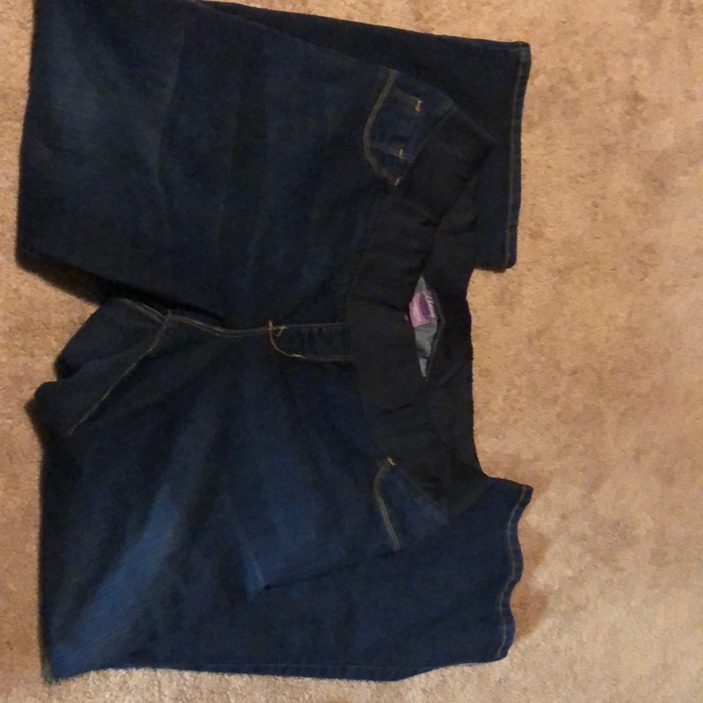 Old navy maternity jeans